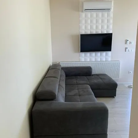 F5 Apartment